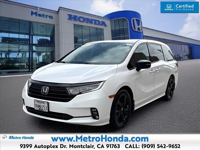 2023 Honda Odyssey SPORT's photo