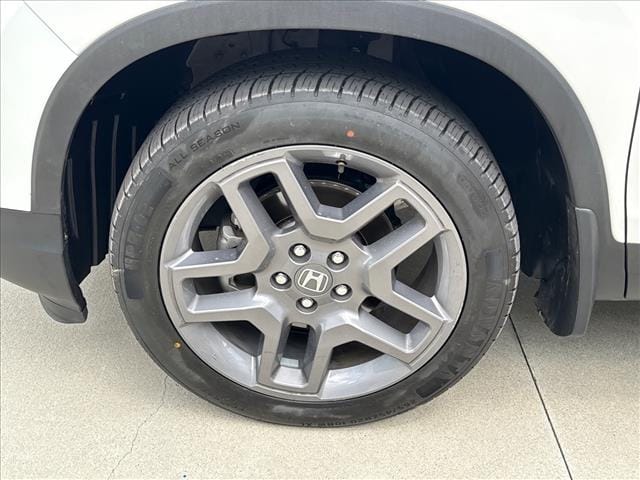 2023 Honda Passport EX-L - Photo 17