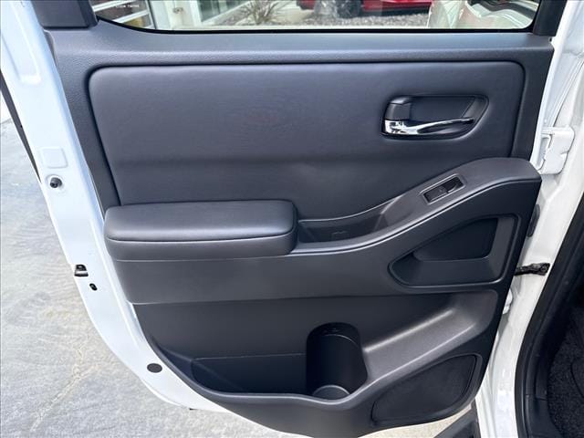 2023 Nissan Frontier SV - Photo 24