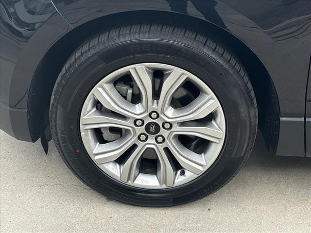 2024 Ford Edge Titanium - Photo 17