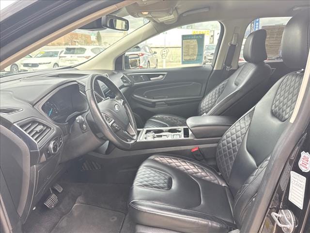 2024 Ford Edge Titanium - Photo 19