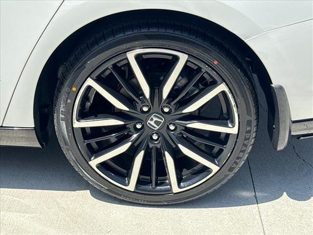 2024 Honda Accord Hybrid Touring - Photo 16
