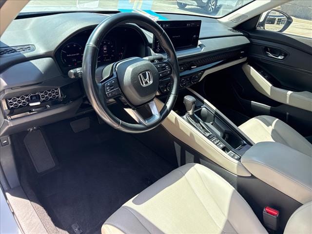 2024 Honda Accord Hybrid Touring - Photo 19