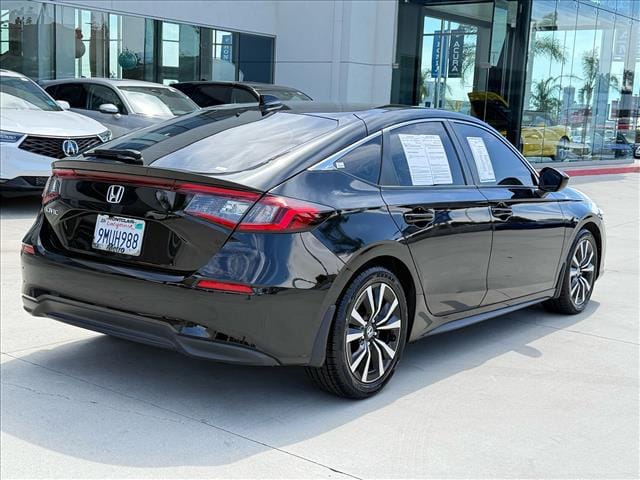 2024 Honda Civic Hatchback EX-L - Photo 3