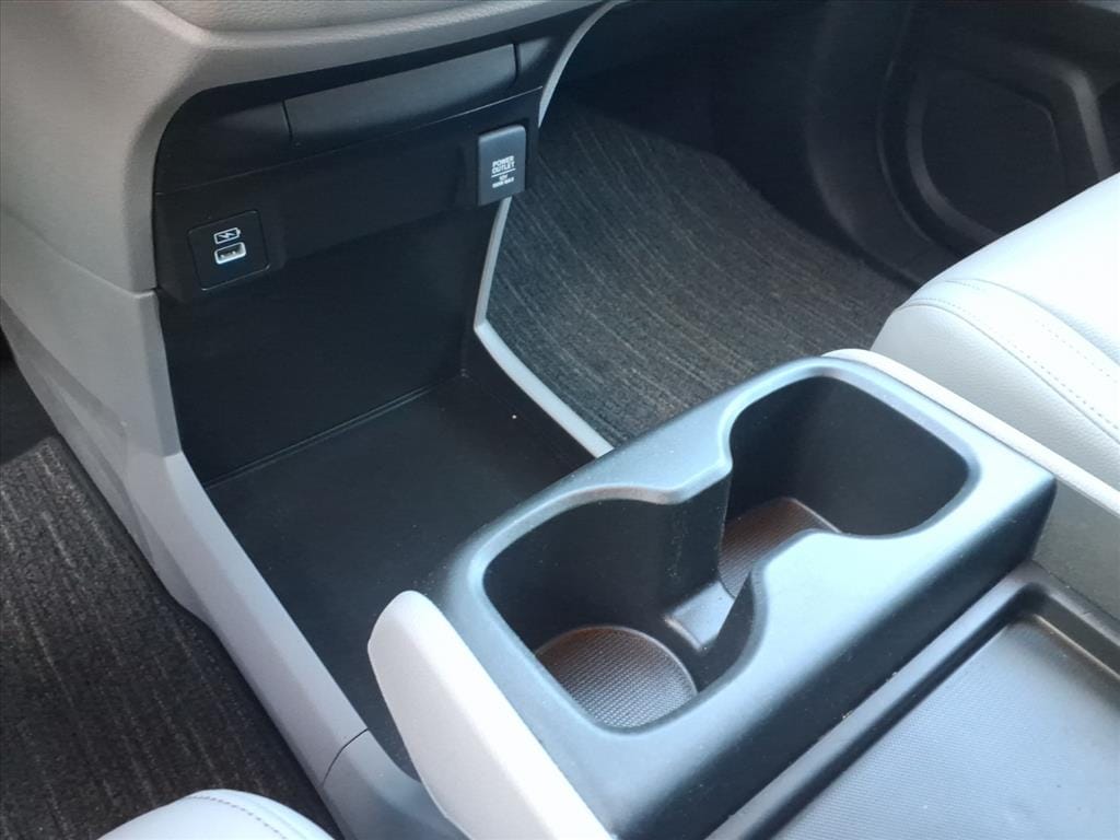 2024 Honda Odyssey EX-L - Photo 7