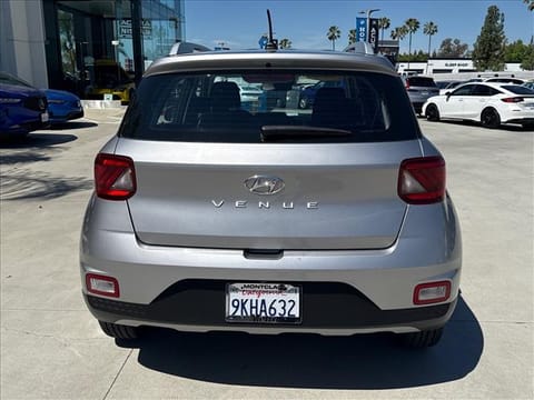 2024 Hyundai VENUE SEL