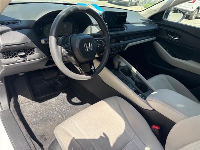 2025 Honda Accord SE - Photo 19