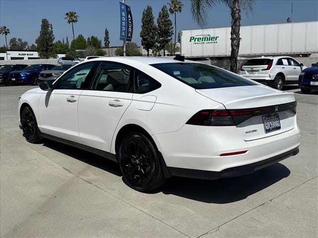 2025 Honda Accord SE - Photo 25