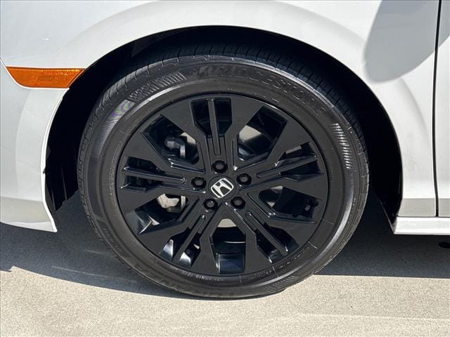 2025 Honda Odyssey Sport L - Photo 17