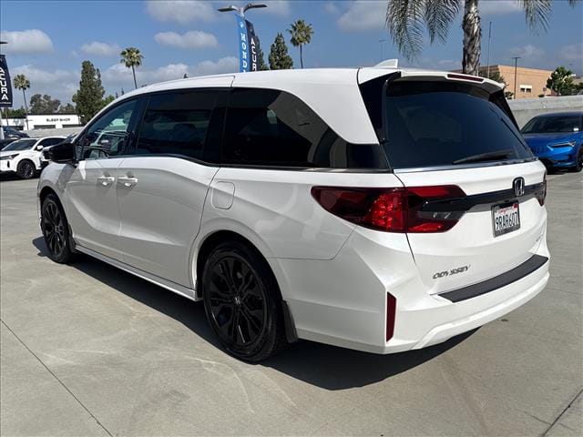 2025 Honda Odyssey Sport L - Photo 25