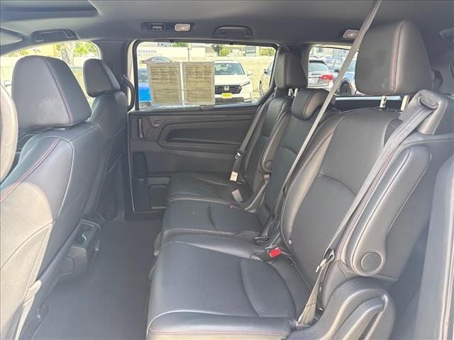 2025 Honda Odyssey Sport L - Photo 23