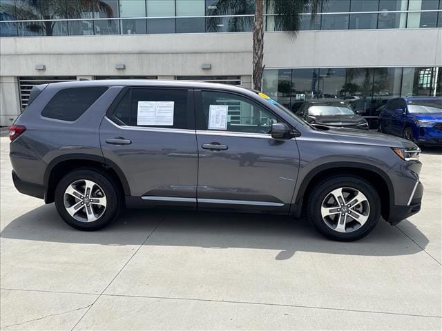 2025 Honda Pilot EX-L - Photo 28