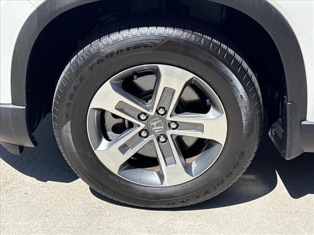 2025 Honda Pilot EX-L - Photo 16