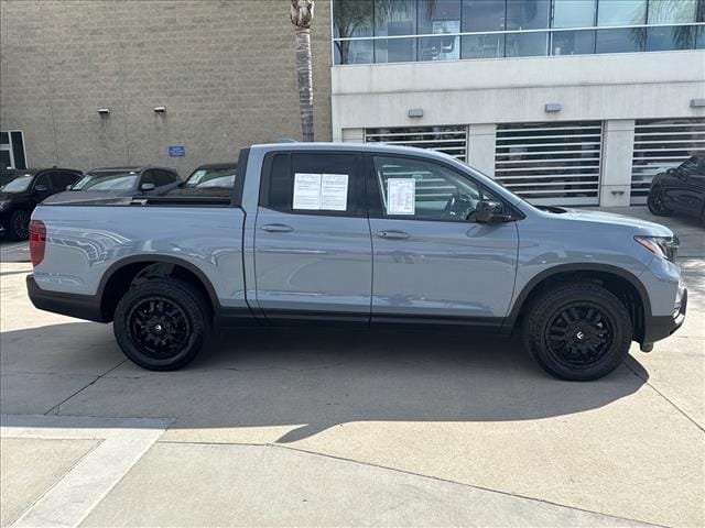 2025 Honda Ridgeline Sport - Photo 25