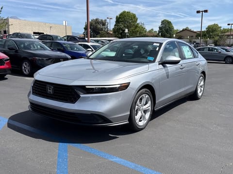 1 imagen de 2026 Honda Accord LX