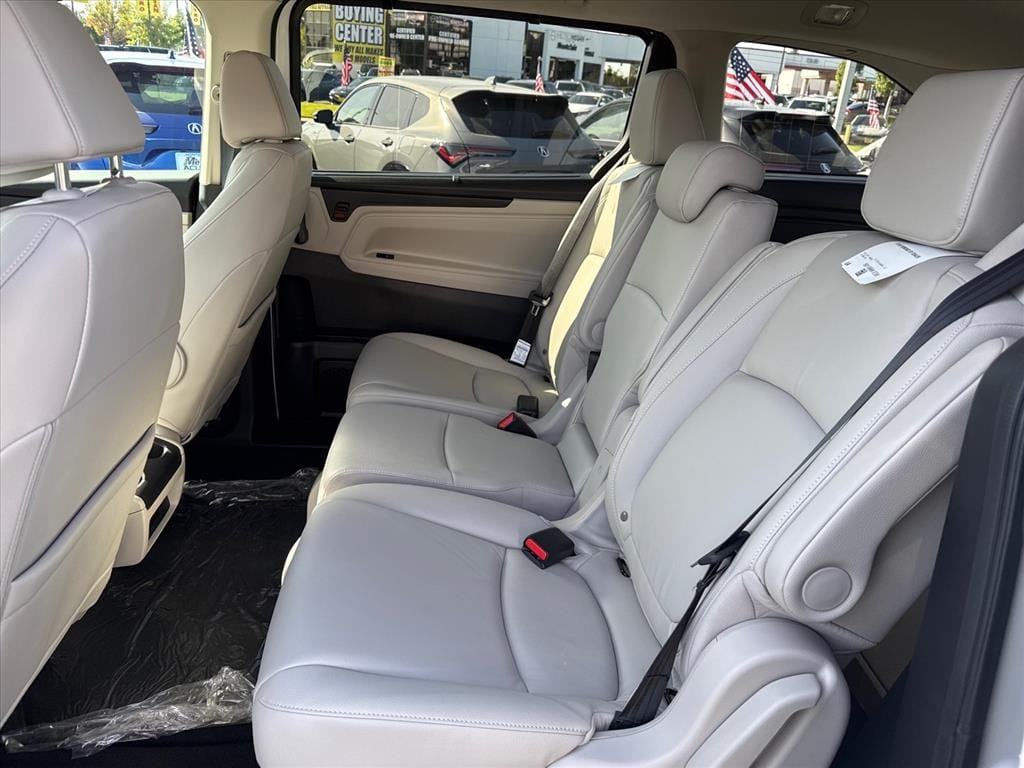 2026 Honda Odyssey EX-L - Photo 16
