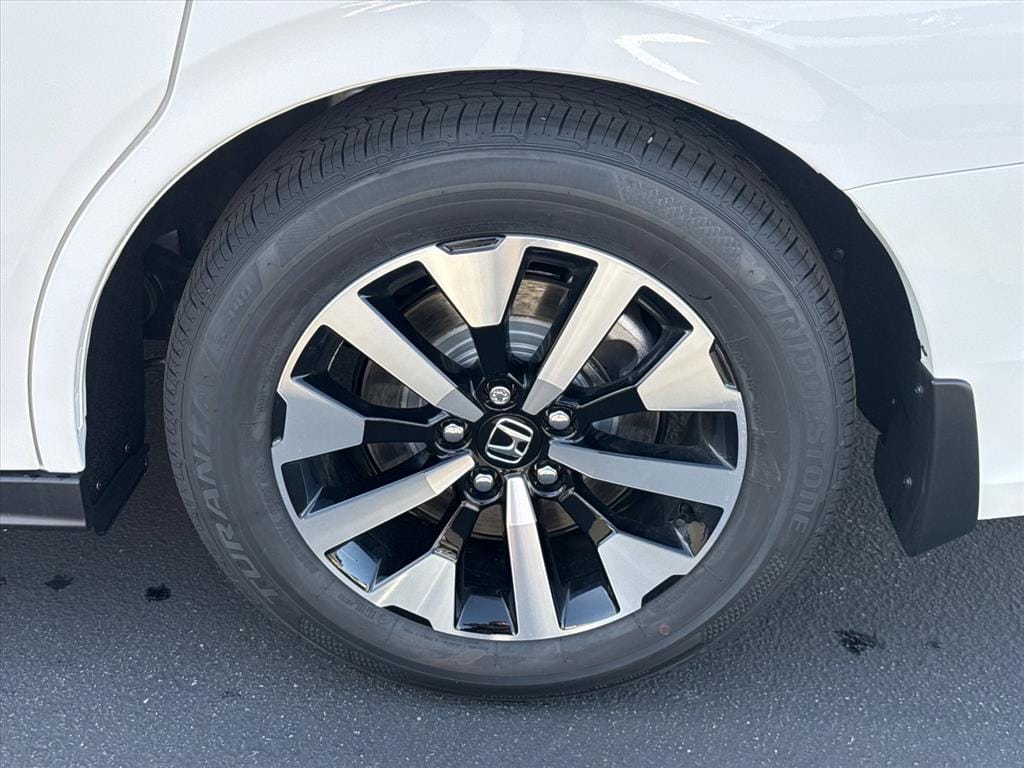 2026 Honda Odyssey EX-L - Photo 11