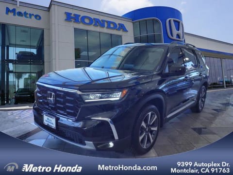 1 image of 2025 Honda Pilot Elite