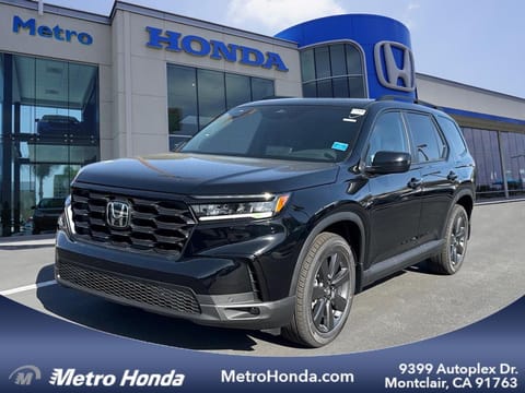 1 image of 2025 Honda Pilot Sport