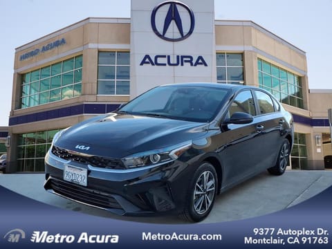 1 image of 2023 Kia Forte LXS