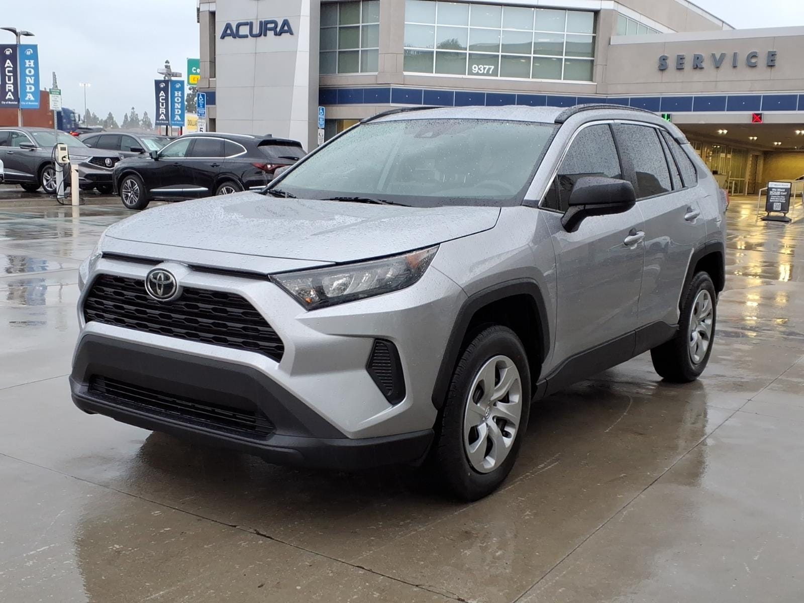 2021 Toyota RAV4 LE