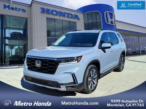 1 image of 2023 Honda Pilot Touring