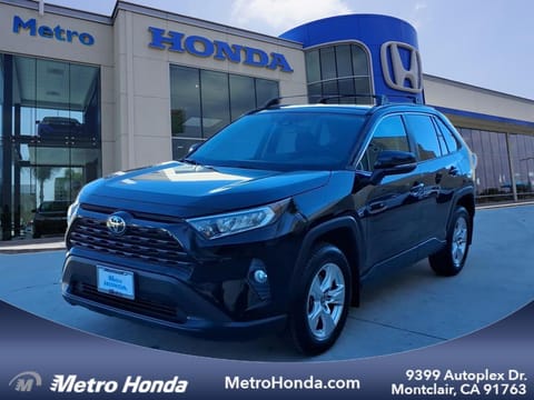 1 image of 2021 Toyota RAV4 XLE