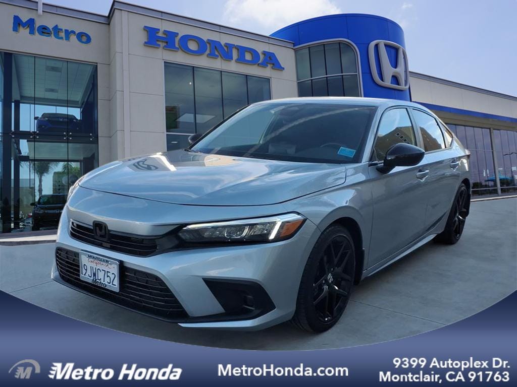 2024 Honda Civic Hatchback Sport's photo