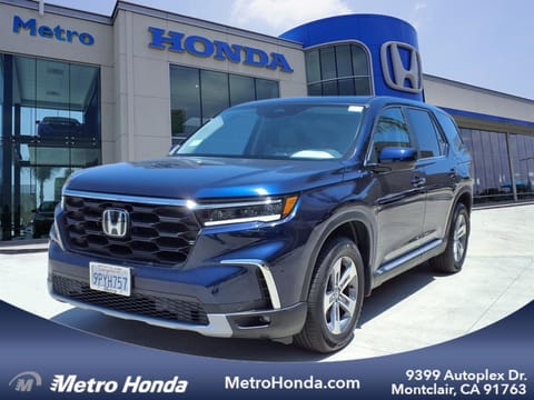 1 image of 2025 Honda Pilot EX-L