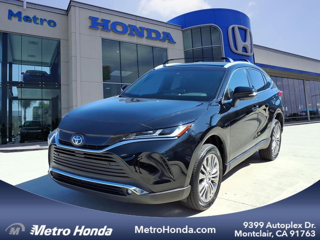 2023 Toyota Venza XLE