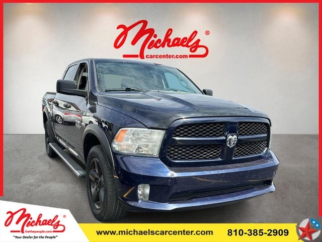 2013 RAM 1500 Express 4x4 Crew Cab's photo