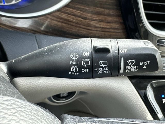 2021 Chrysler Pacifica Limited - Photo 24