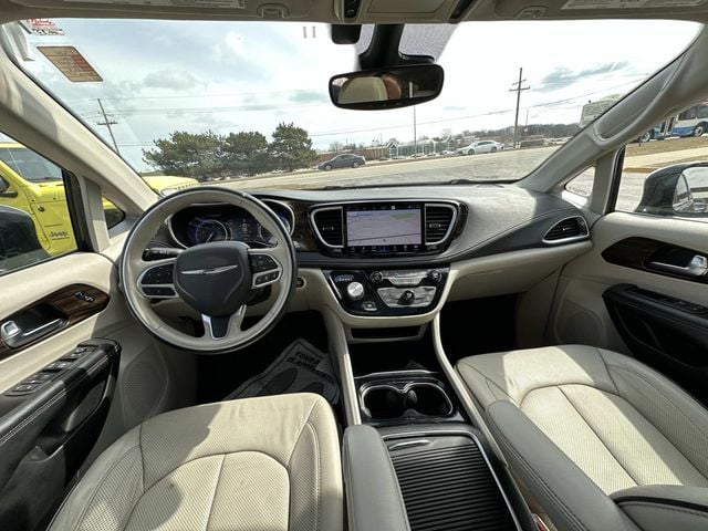 2021 Chrysler Pacifica Limited - Photo 13