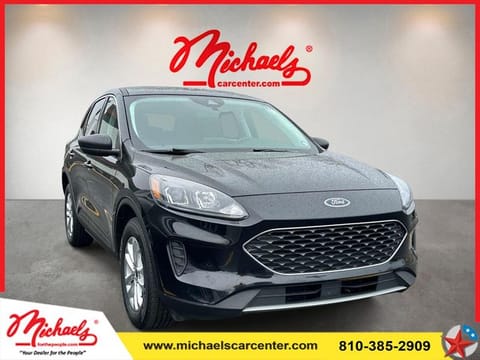 1 image of 2022 Ford Escape SE
