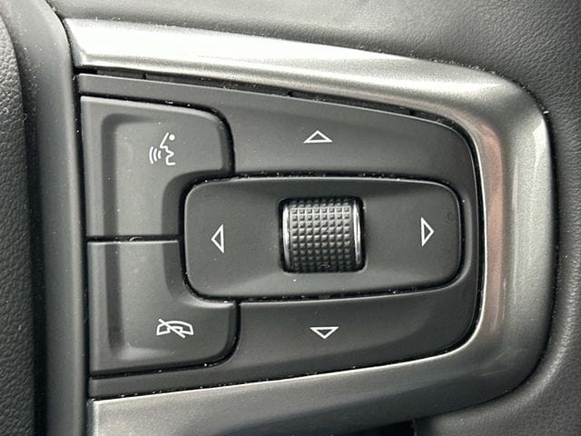2023 Chevrolet Silverado 1500 LT - Photo 18