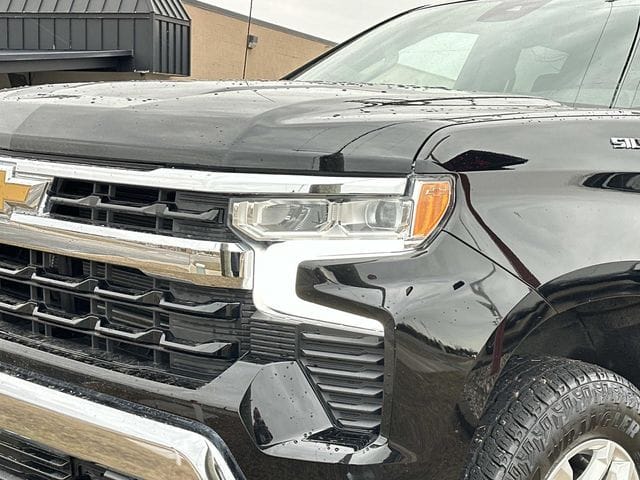 2023 Chevrolet Silverado 1500 LT - Photo 6