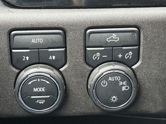 2023 Chevrolet Silverado 1500 LT - Photo 16