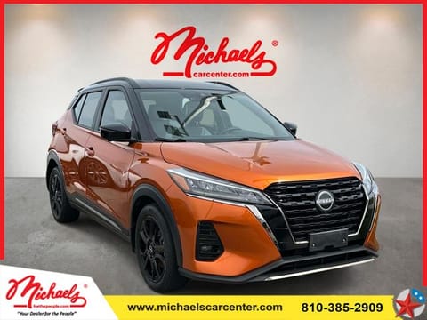 1 image of 2023 Nissan Kicks SR
