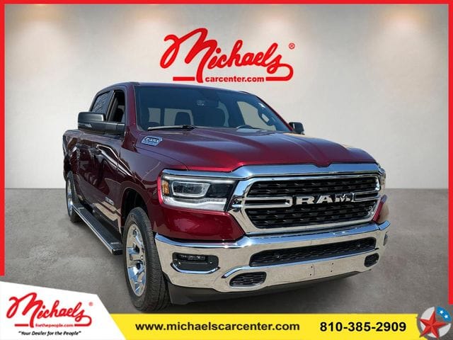 2023 RAM 1500 Big Horn/Lone Star 4x4 Crew Cab 5'7's photo
