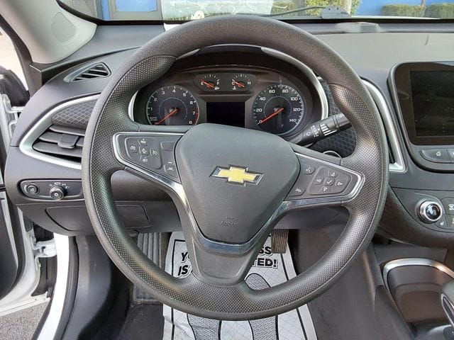 2024 Chevrolet Malibu 1LT - Photo 13
