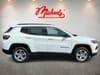 2 thumbnail image of  2024 Jeep Compass Latitude