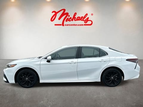 2024 Toyota Camry SE Nightshade