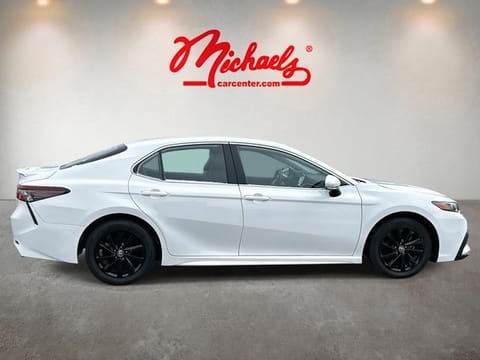 2024 Toyota Camry SE Nightshade