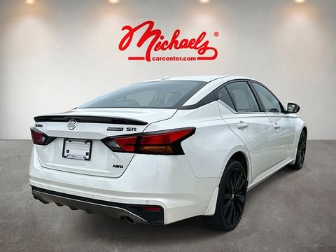 2022 Nissan Altima 2.5 SR