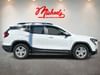 2 thumbnail image of  2022 GMC Terrain SLE