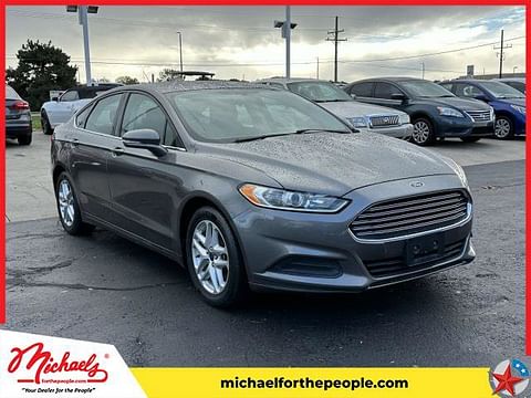 1 image of 2014 Ford Fusion SE