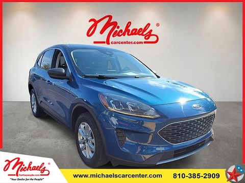 1 image of 2022 Ford Escape SE