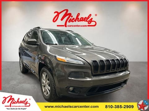 1 image of 2018 Jeep Cherokee Latitude