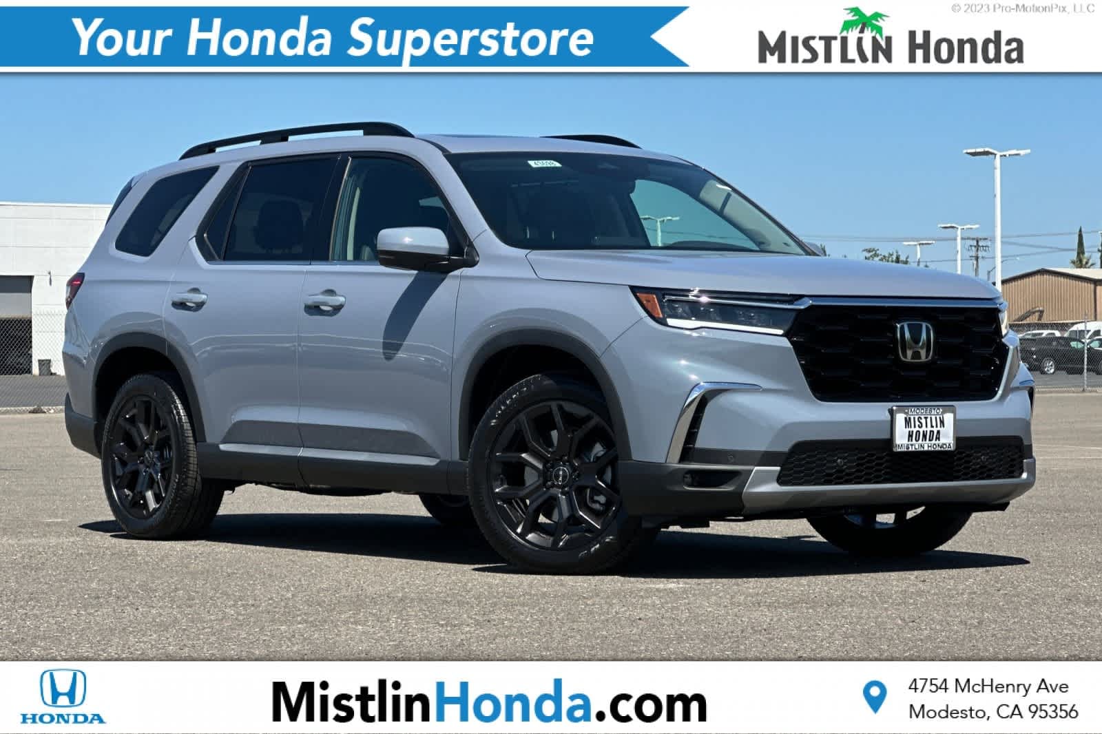 2025 Honda Pilot Touring's photo