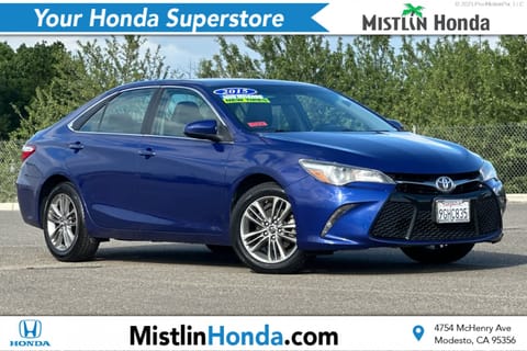 1 image of 2015 Toyota Camry LE
